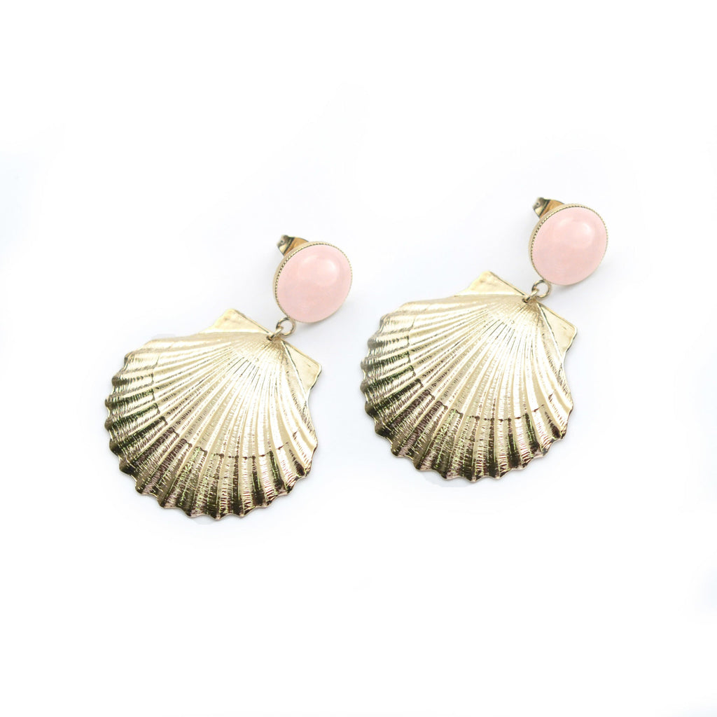 Boucles d'oreille coquillage pendantes GGM serties de quartz rose